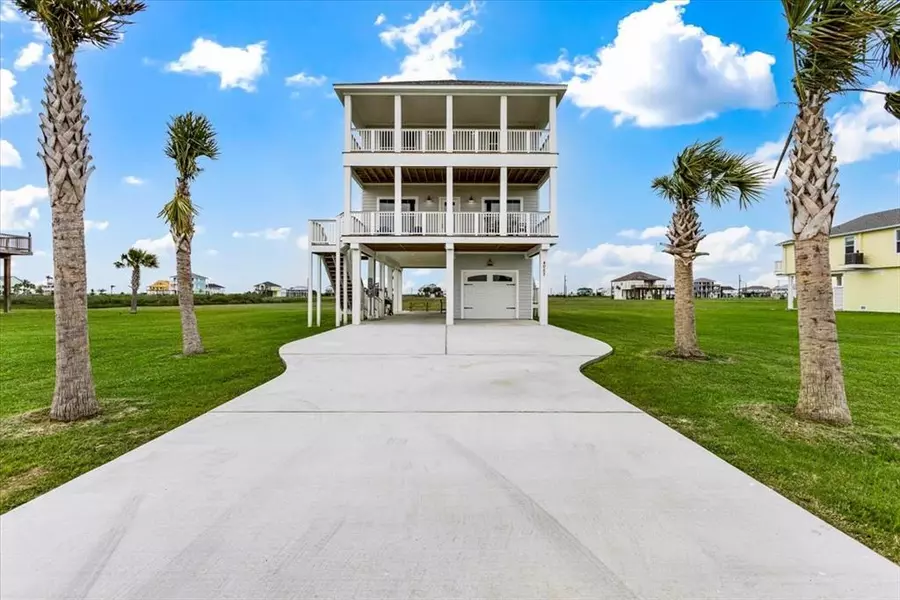 4007 Mitote DR, Galveston, TX 77554