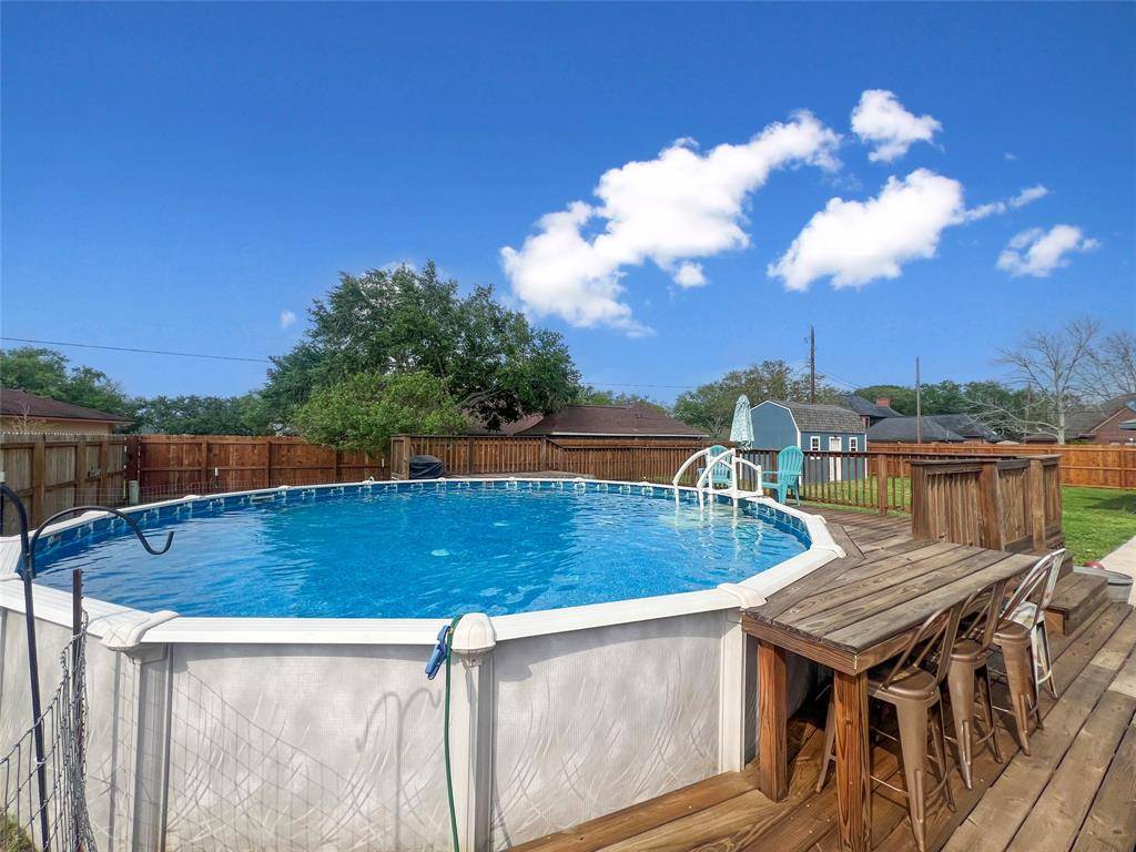 Angleton, TX 77515,49 Colony SQ