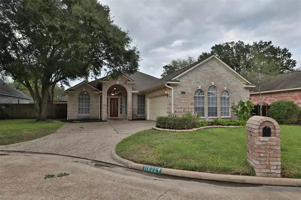 11622 Vailrun DR, Houston, TX 77070