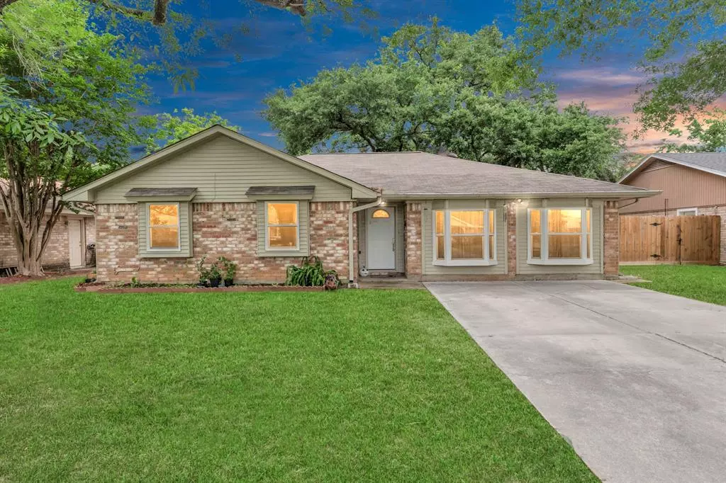 Katy, TX 77493,5326 Inwood DR