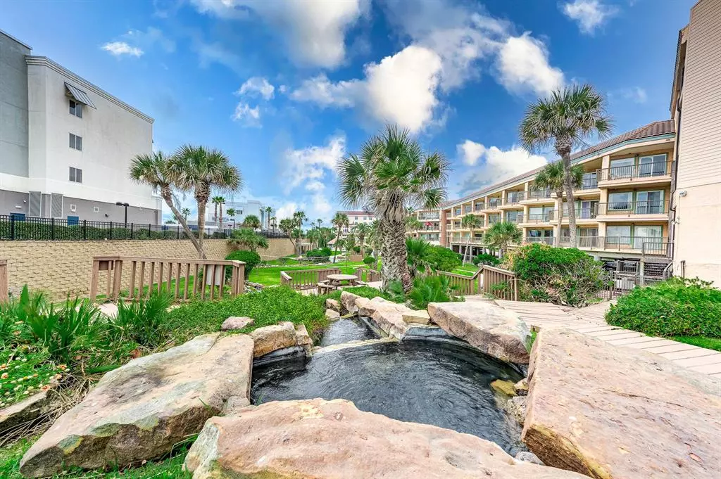 Galveston, TX 77551,9520 Seawall BLVD #318