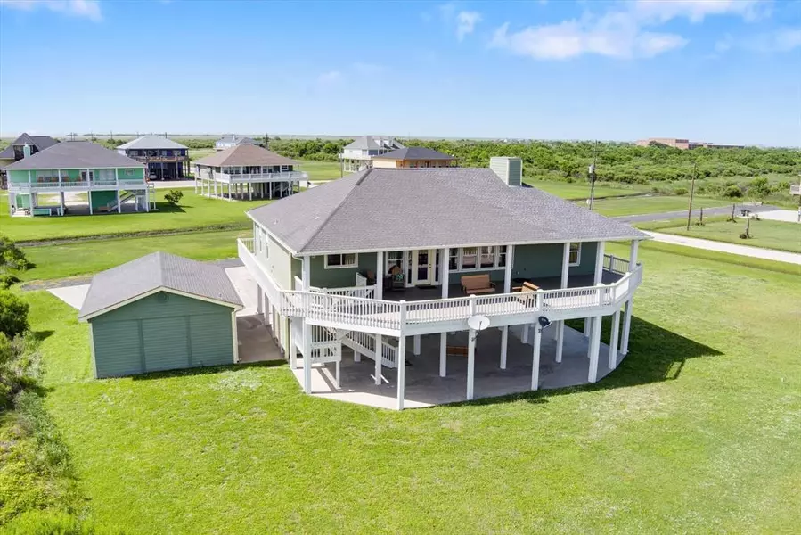 200 Mobile, Crystal Beach, TX 77650