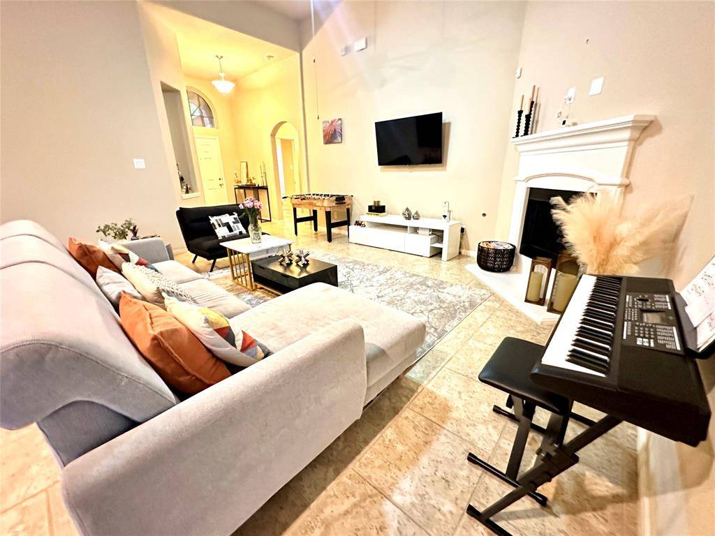 8803 Adrienne DR, Tomball, TX 77375