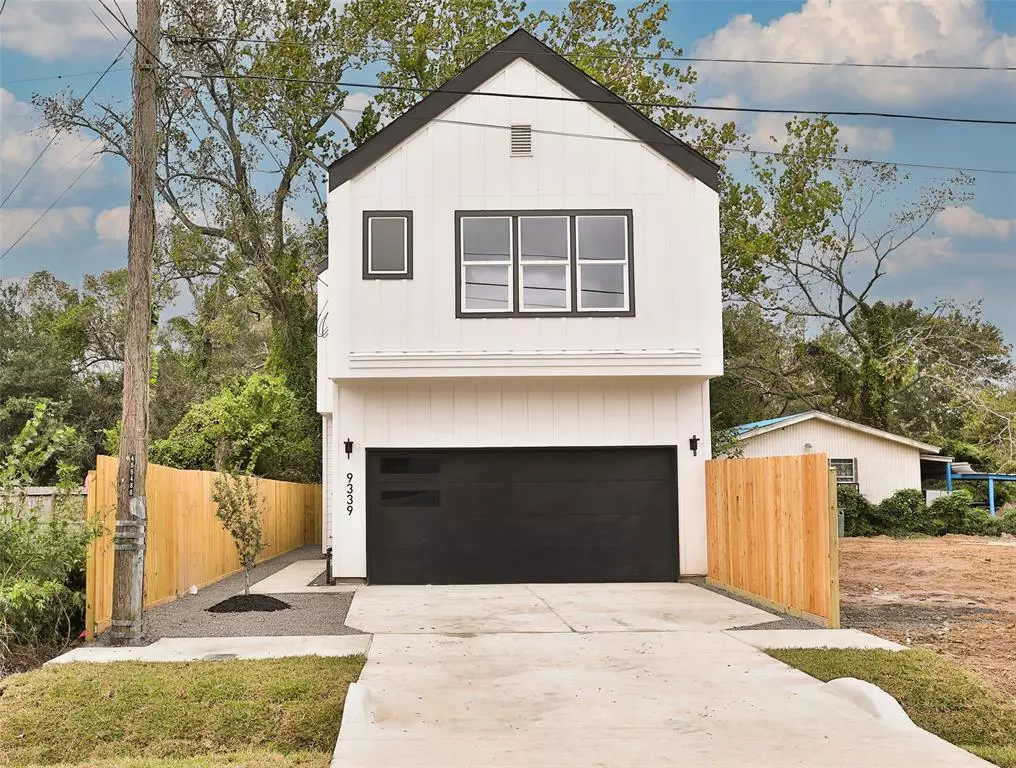 North Houston, TX 77016,9339 Lavender St