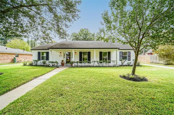 5631 Sanford RD, Houston, TX 77096