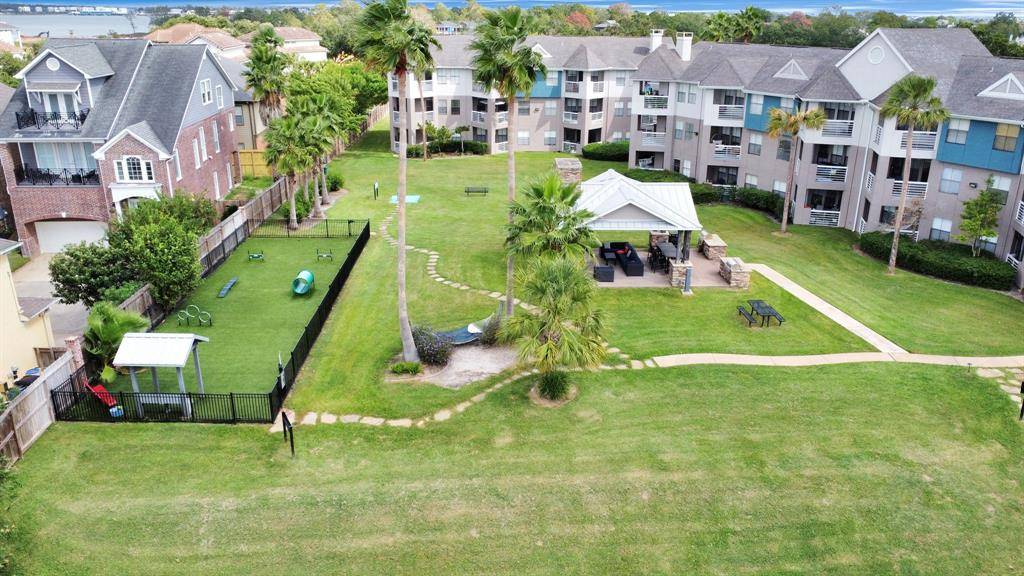 League City, TX 77573,1201 Enterprise AVE #315