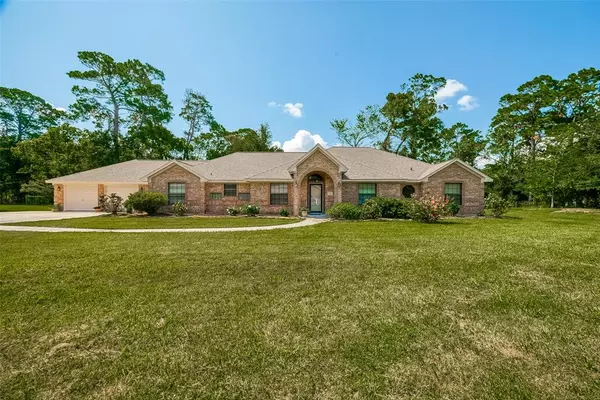 16 Autumn Oaks DR,  Baytown,  TX 77521