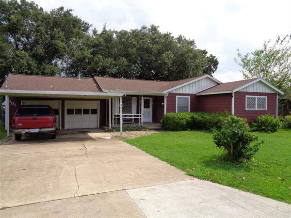 806 Avenue I, South Houston, TX 77587