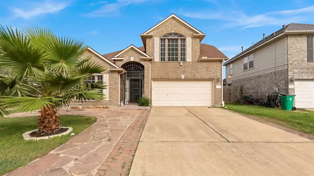 3827 Ridge Canyon RD, Baytown, TX 77521