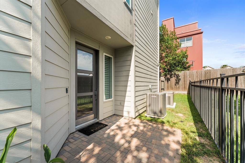 Houston, TX 77020,312 Eado Park CIR