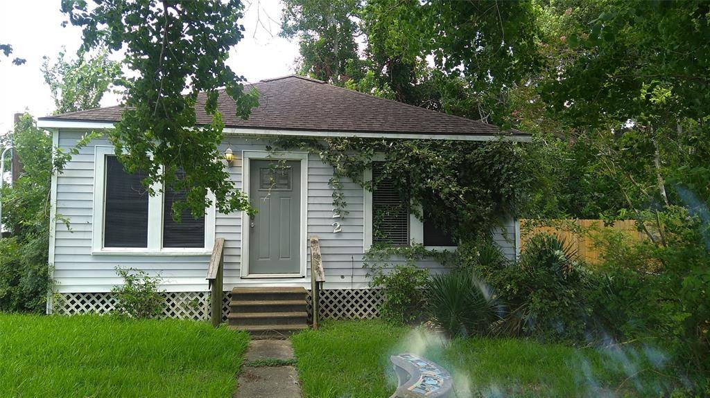 5722 5th ST, Danbury, TX 77534
