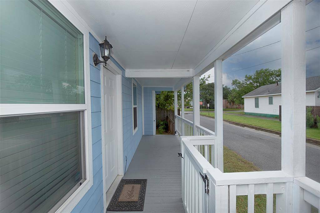 Galveston, TX 77550,2218 42nd ST