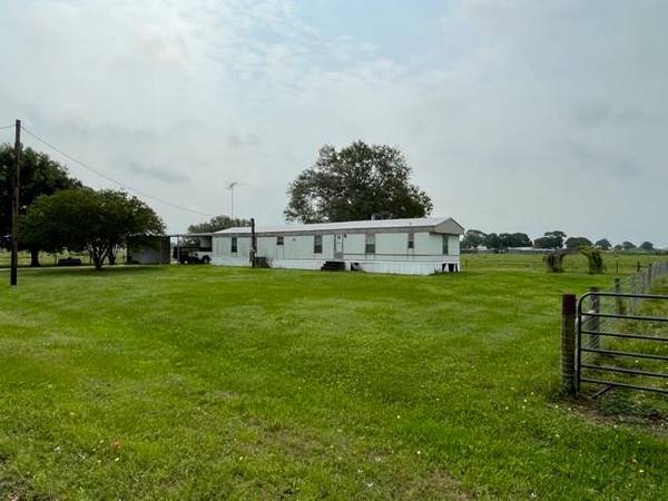 East Bernard, TX 77435,5975 County Road 264