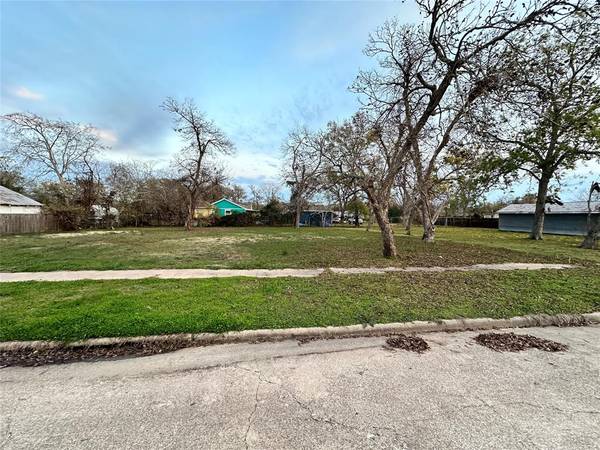 0 Avenue J,  Baytown,  TX 77520