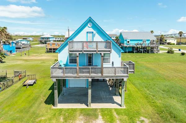 510 Fort Velasco Drive DR, Surfside Beach, TX 77541