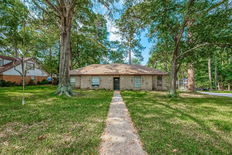 3320 Pine Grove DR, Huntsville, TX 77340