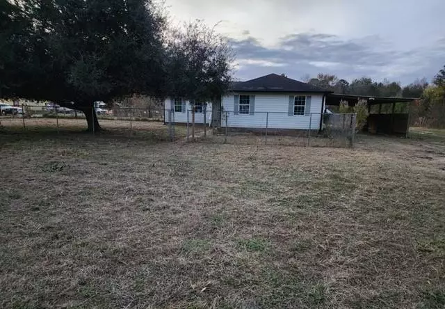 472 County Road 306, Cleveland, TX 77327