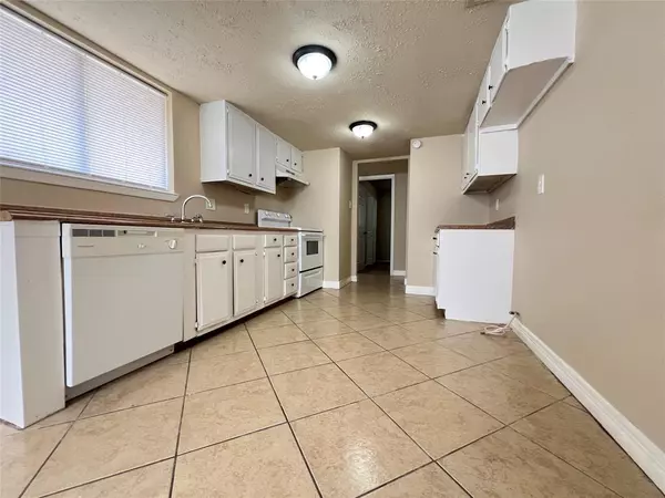 Houston, TX 77041,7311 Millbrae LN