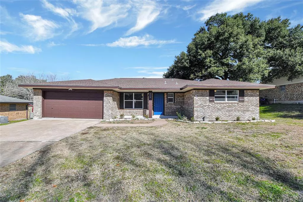 Brenham, TX 77833,218 Edward LN