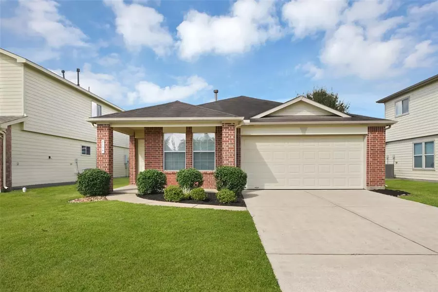 1134 Desert Palms LN, Rosenberg, TX 77471