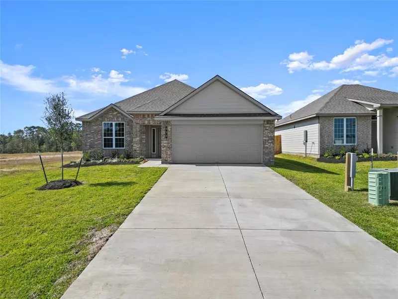 532 Shoreview DR, Conroe, TX 77303