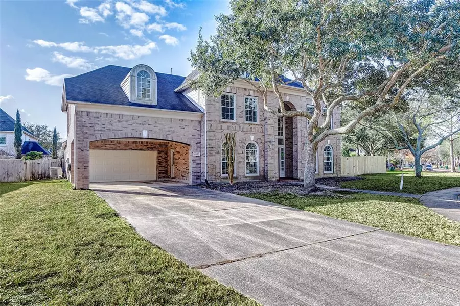 4402 Sterling Wood WAY, Houston, TX 77059