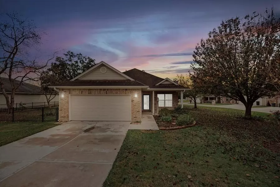 143 Golfview DR, Conroe, TX 77356