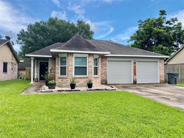 2728 La Mesa ST, Bay City, TX 77414