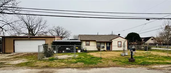 Houston, TX 77015,1051 Manor ST