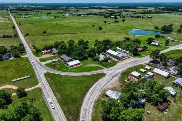 Carmine, TX 78932,1903 State Loop 458