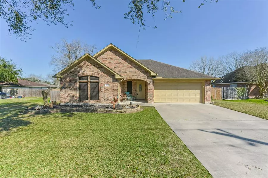 4311 Avenue J, Santa Fe, TX 77510