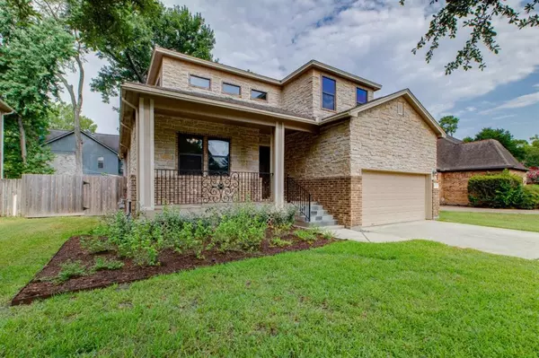 6211 Ash Oak DR, Houston, TX 77091