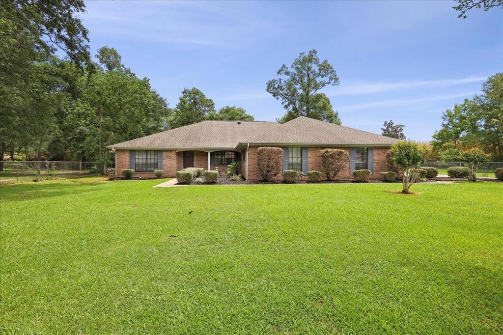 6208 Rosewood DR, Orange, TX 77632
