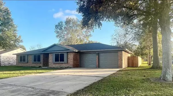 407 Ash, El Campo, TX 77437