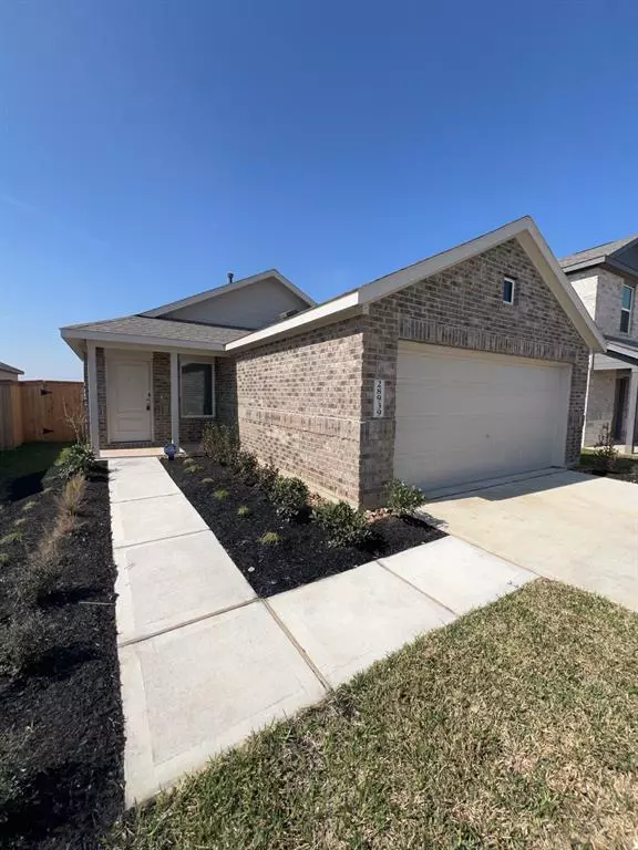 28939 Great Canyon Dr, Hockley, TX 77447