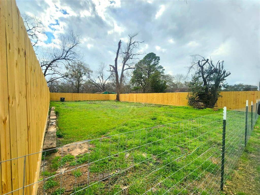 5811 Roberts RD, Katy, TX 77494