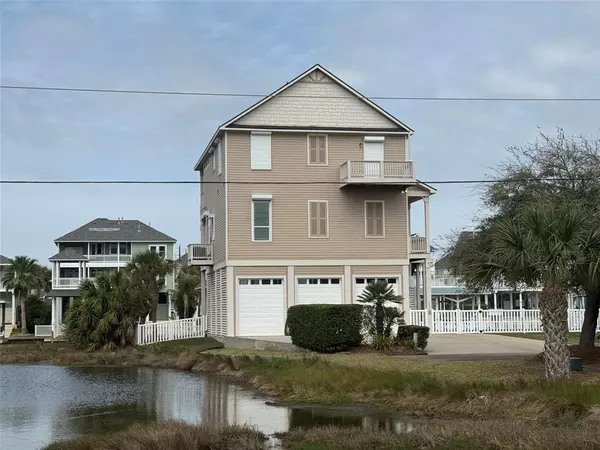 13642 Stewart RD, Galveston, TX 77554