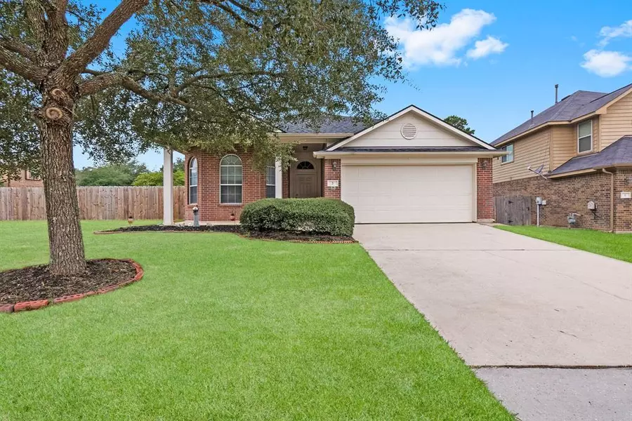 2 Summer View CT, Conroe, TX 77303