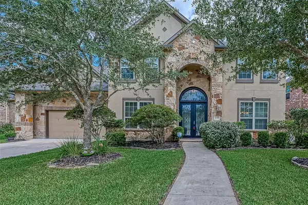 4011 Scenic Valley LN,  Sugar Land,  TX 77479