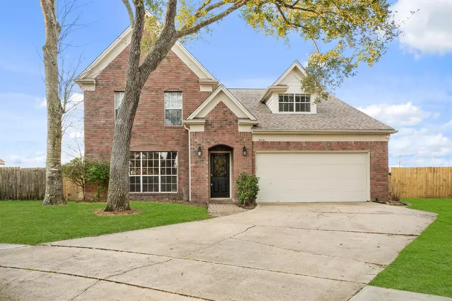 4016 Greenwood DR, Pearland, TX 77584