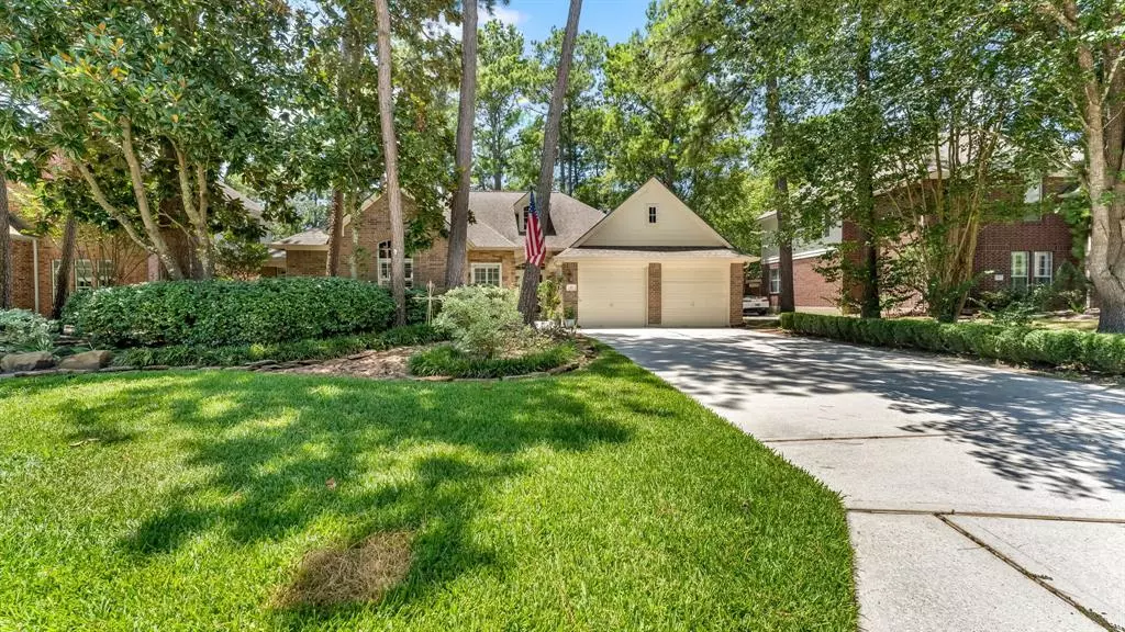 55 S Downy Willow CIR, The Woodlands, TX 77382