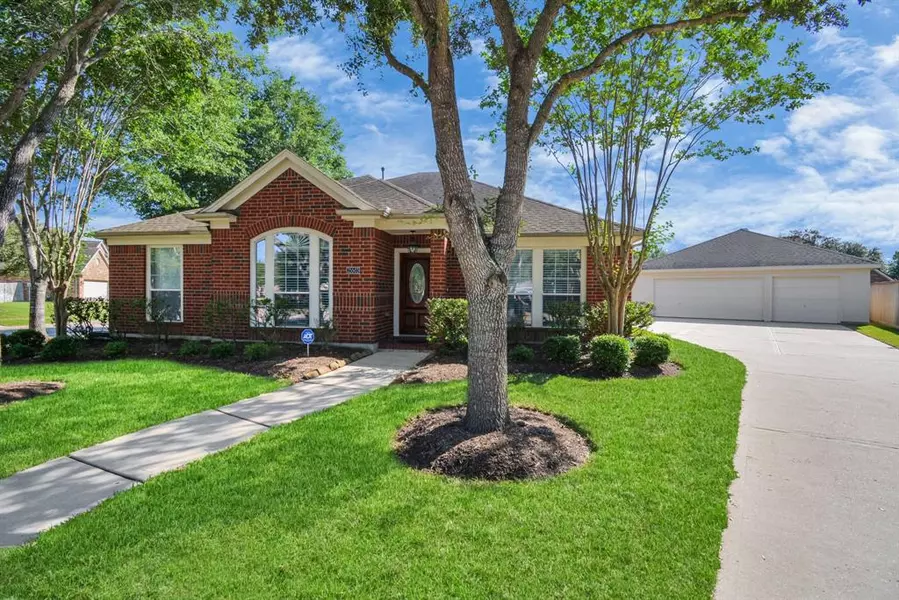 25503 Saxon Glen CT, Katy, TX 77494