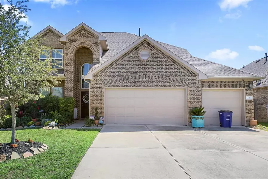 221 Harbor Bend Lane, Dickinson, TX 77539