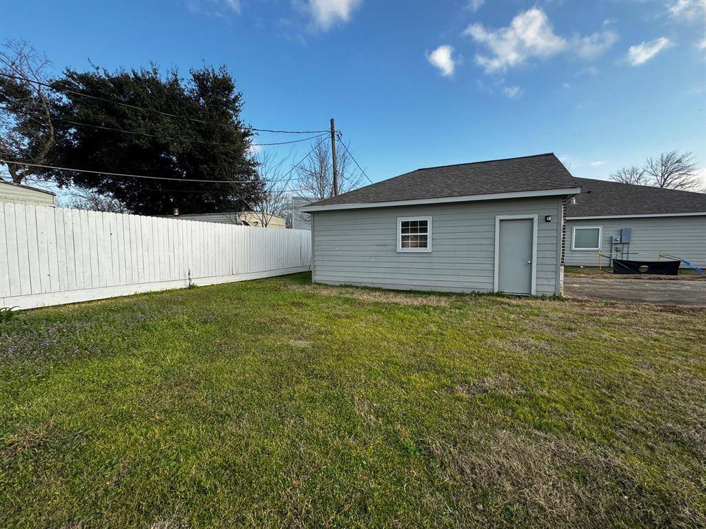 Madisonville, TX 77864,1106 Jennifer ST