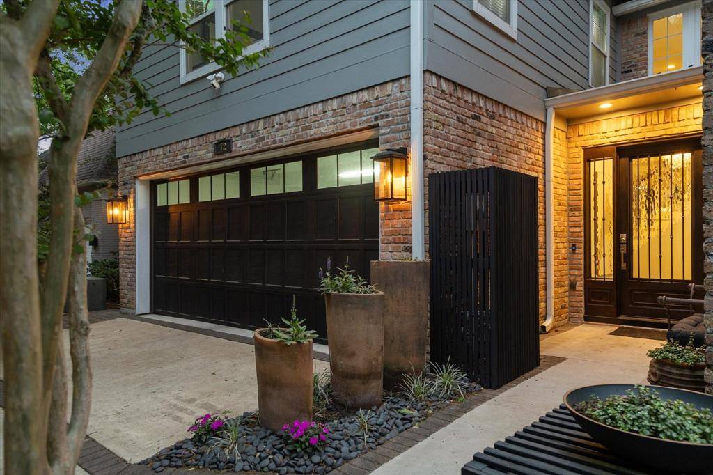 Houston, TX 77024,72 Legend LN
