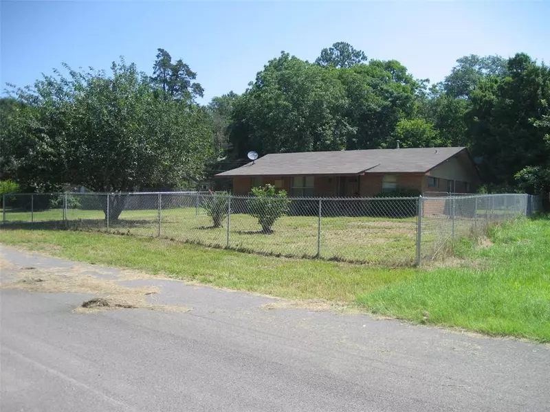 412 Selkirk ST, Grapeland, TX 75844