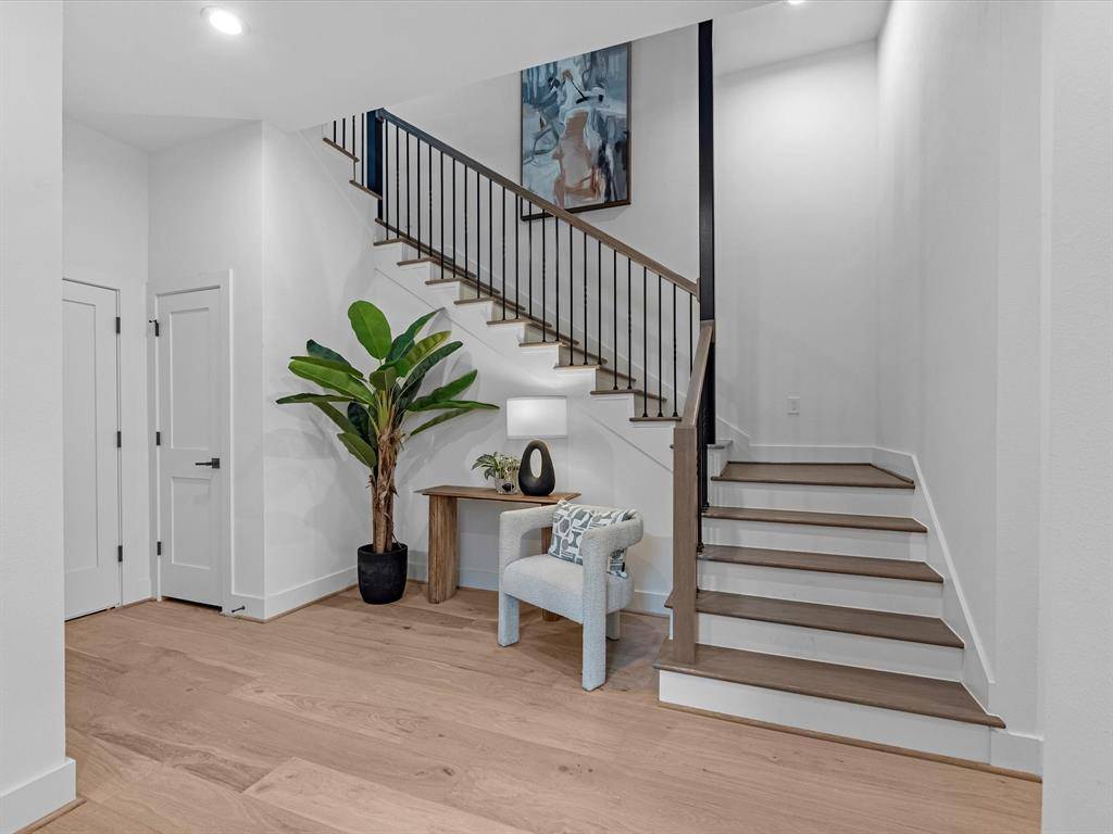 Houston, TX 77007,5240 Cornish #B