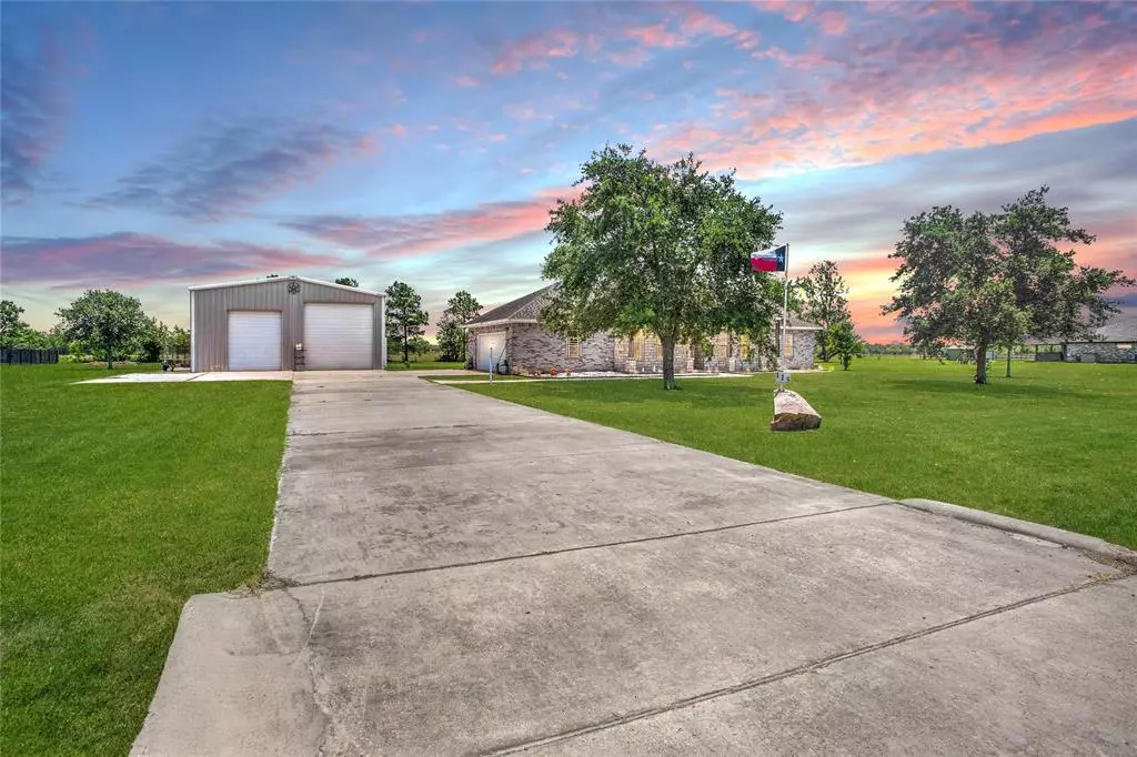 Alvin, TX 77511,115 Bayou End CIR