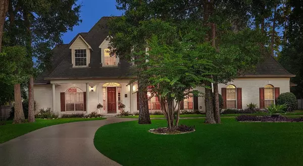 7 W Windward CV, The Woodlands, TX 77381