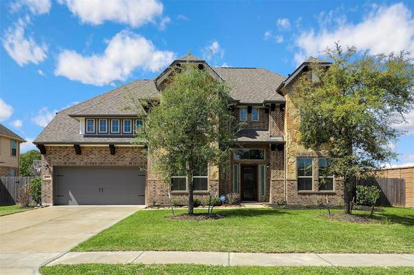 2802 Afton DR, Pearland, TX 77581